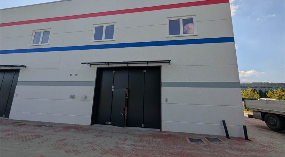 Photo 10