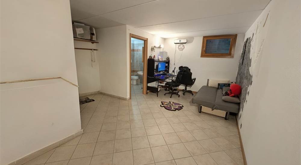 Photo 28